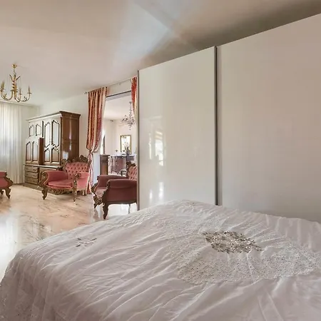 Villa Gary